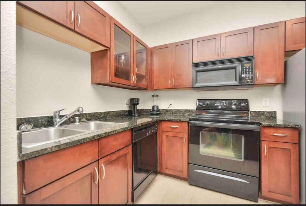 Luxury 1Bedroom/Pool View/ Galleria W/Study Desk Χιούστον Εξωτερικό φωτογραφία